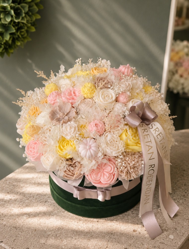 Elegance Parisienne Candle Box